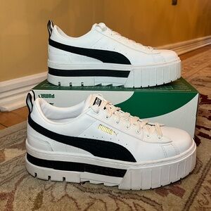 Puma Mayze Leather in White & Black- US Women’s 8